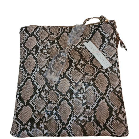 *NEW Sole Society Snake Print Clutch - Picture 2 of 2